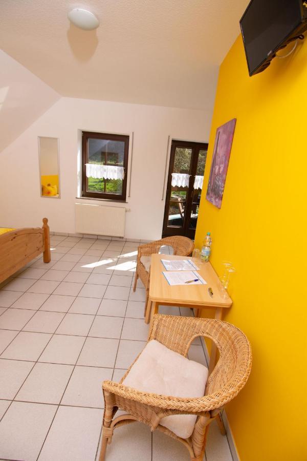 Weingut Christian Bucher Burg  Esterno foto