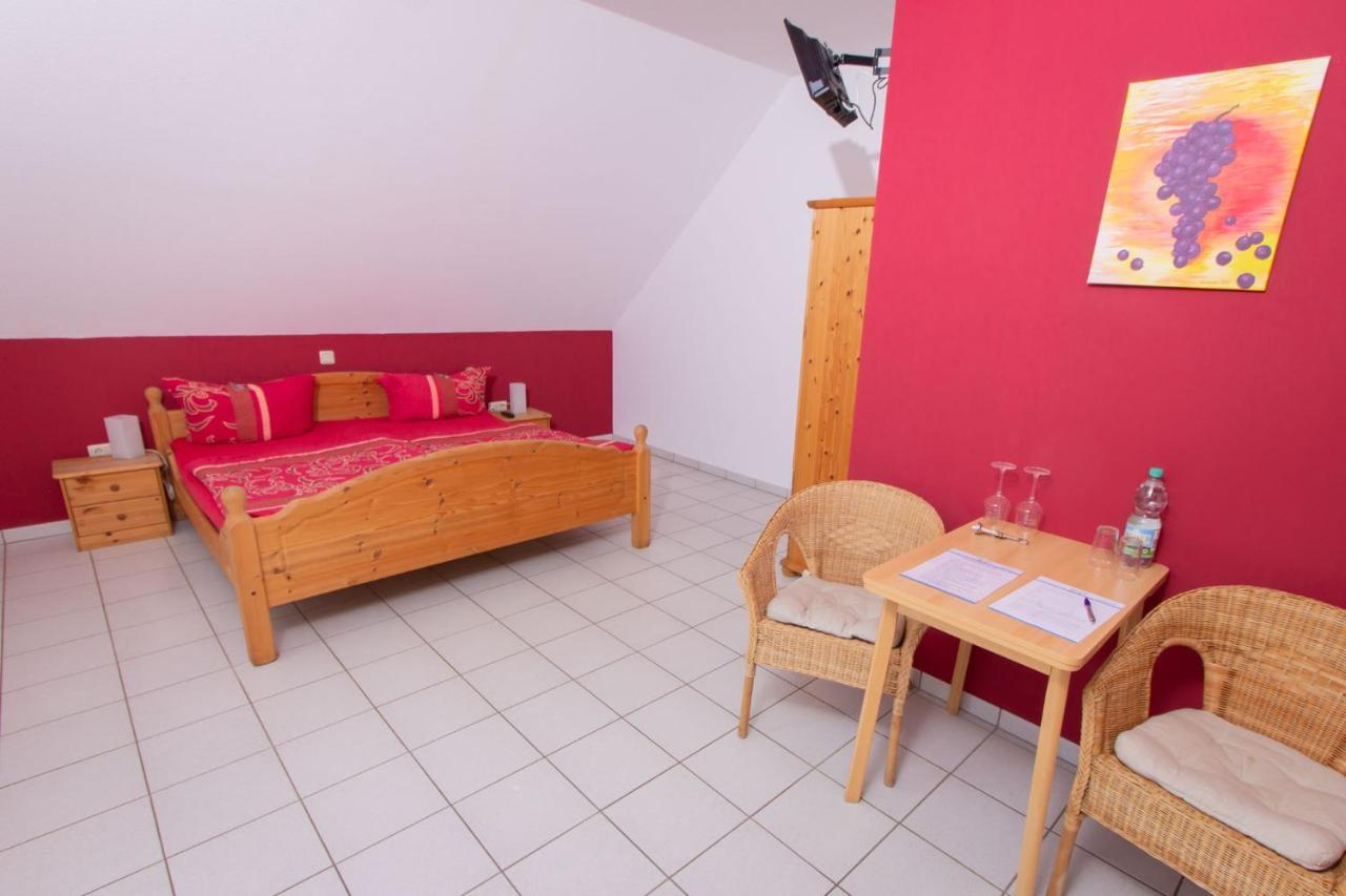 Weingut Christian Bucher Burg  Esterno foto